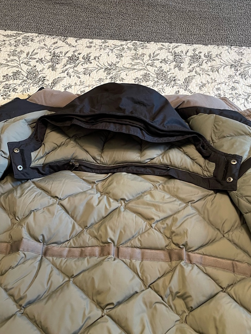 LL Bean 100% Down Parka - Picture 14 of 16